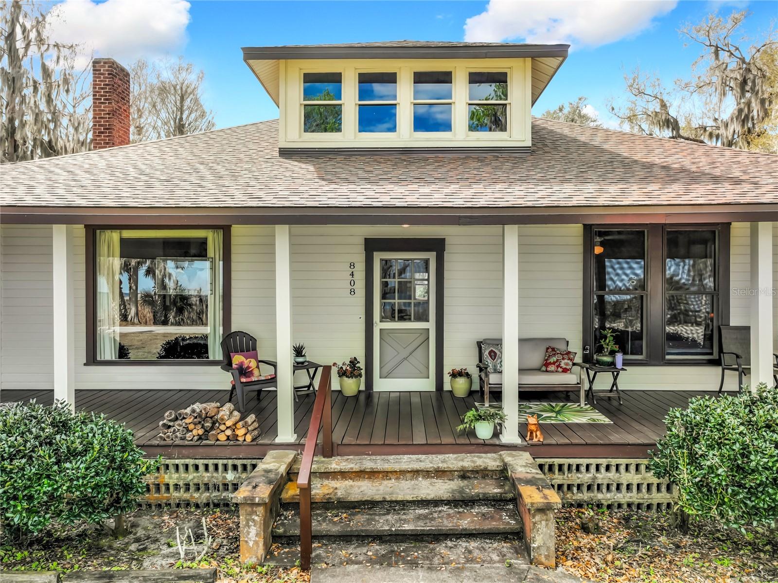 Image 8 of 76 For 8408 Lakeshore Drive