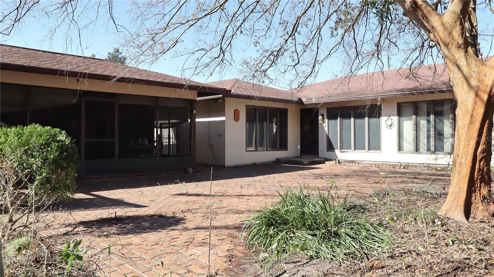 Image 23 of 34 For 3318 Fort King Street