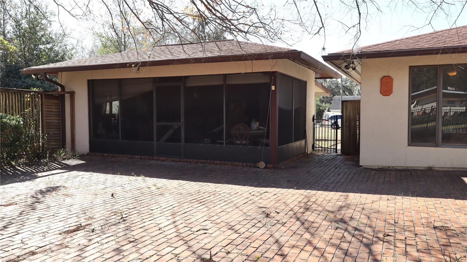 Image 25 of 34 For 3318 Fort King Street