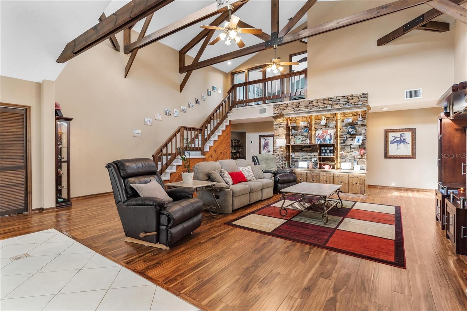 Image 11 of 72 For 1636 Lake Ella Road