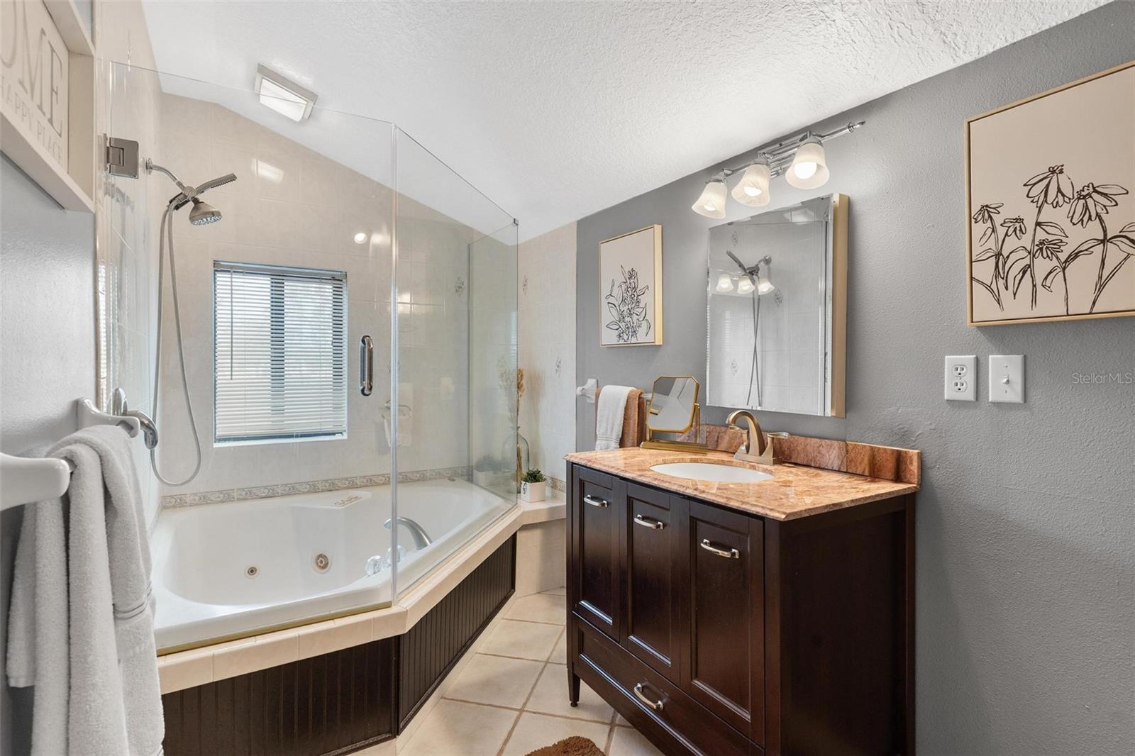 Image 26 of 72 For 1636 Lake Ella Road