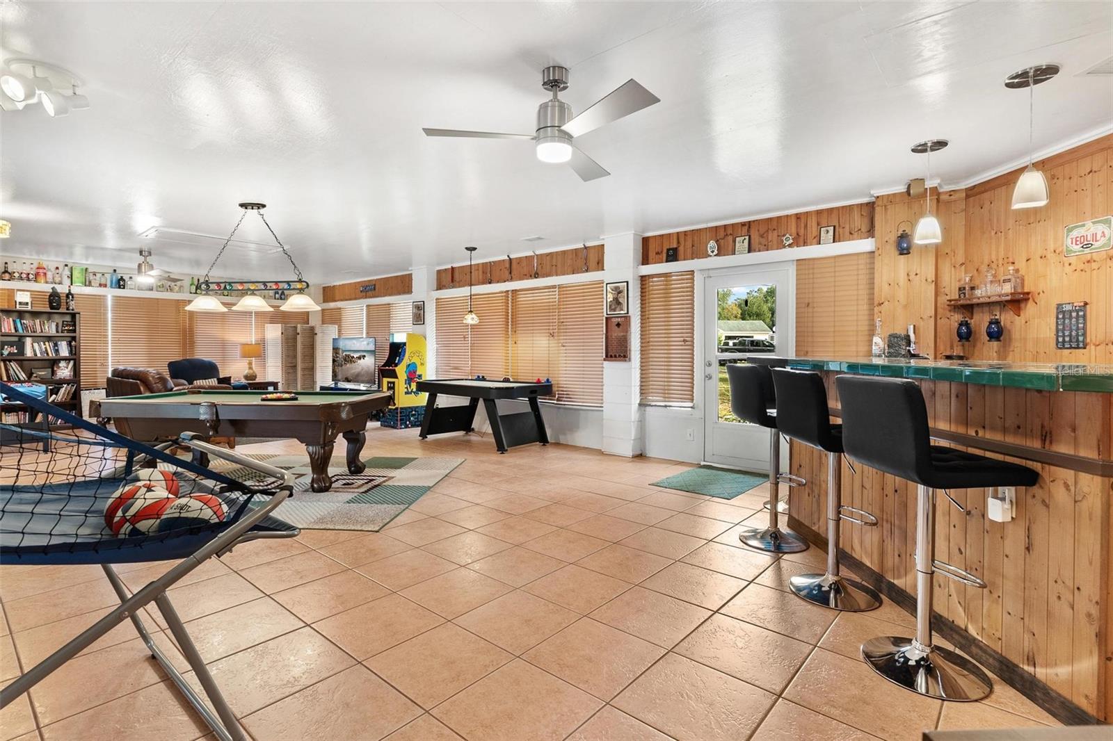 Image 34 of 72 For 1636 Lake Ella Road