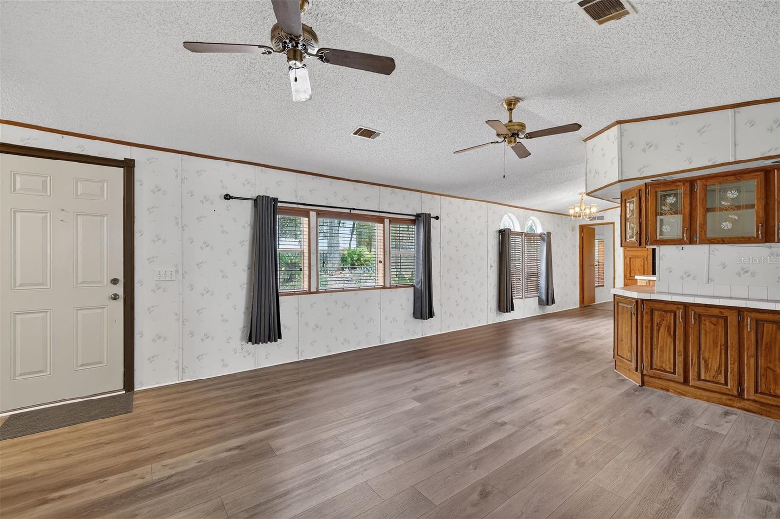 Image 14 of 30 For 35343 Lake Josephine Drive