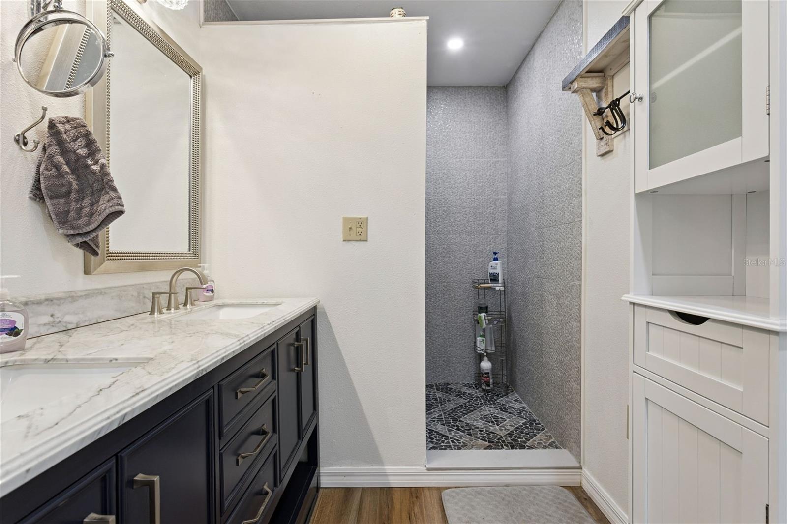 Image 25 of 48 For 43411 State Road 19