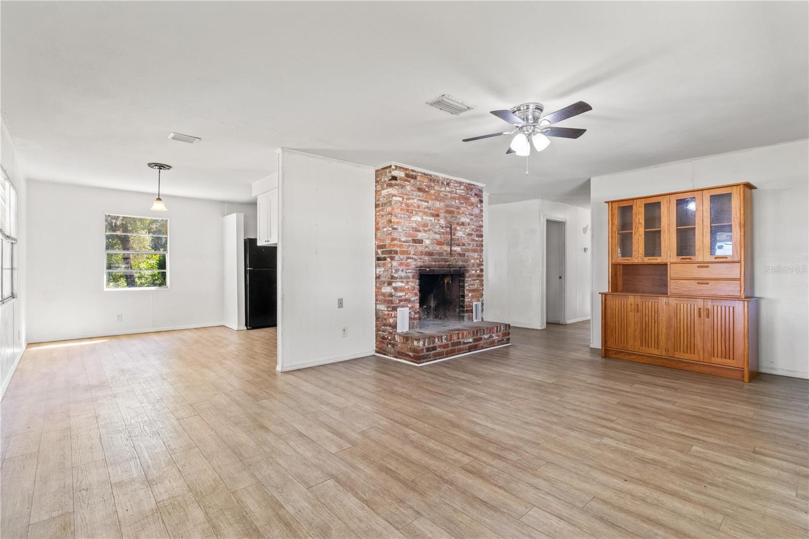 Image 9 of 29 For 6949 Cr 651  