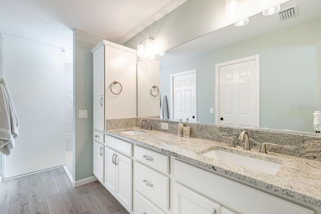 Image 10 of 21 For 5288 Hurtt Street