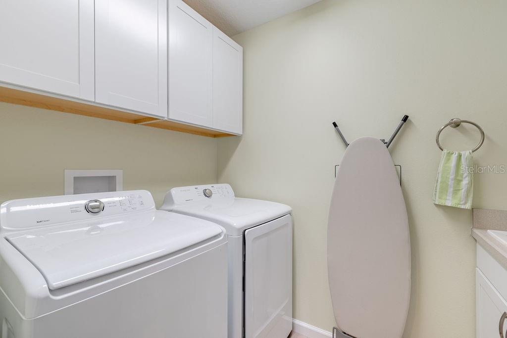 Image 13 of 21 For 5288 Hurtt Street