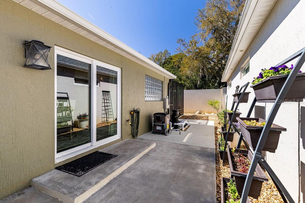 Image 17 of 21 For 5288 Hurtt Street