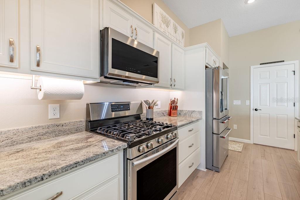 Image 6 of 21 For 5288 Hurtt Street