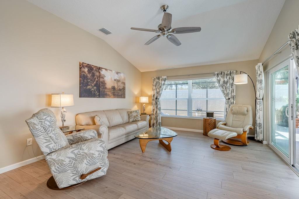 Image 8 of 21 For 5288 Hurtt Street