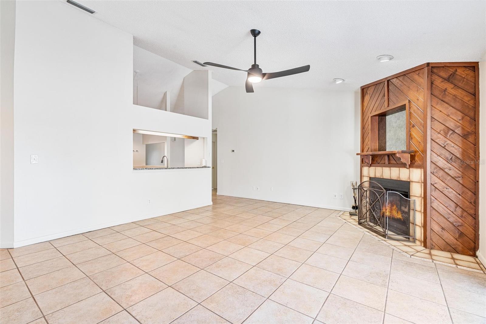 Image 15 of 50 For 36035 Spring Lake Boulevard