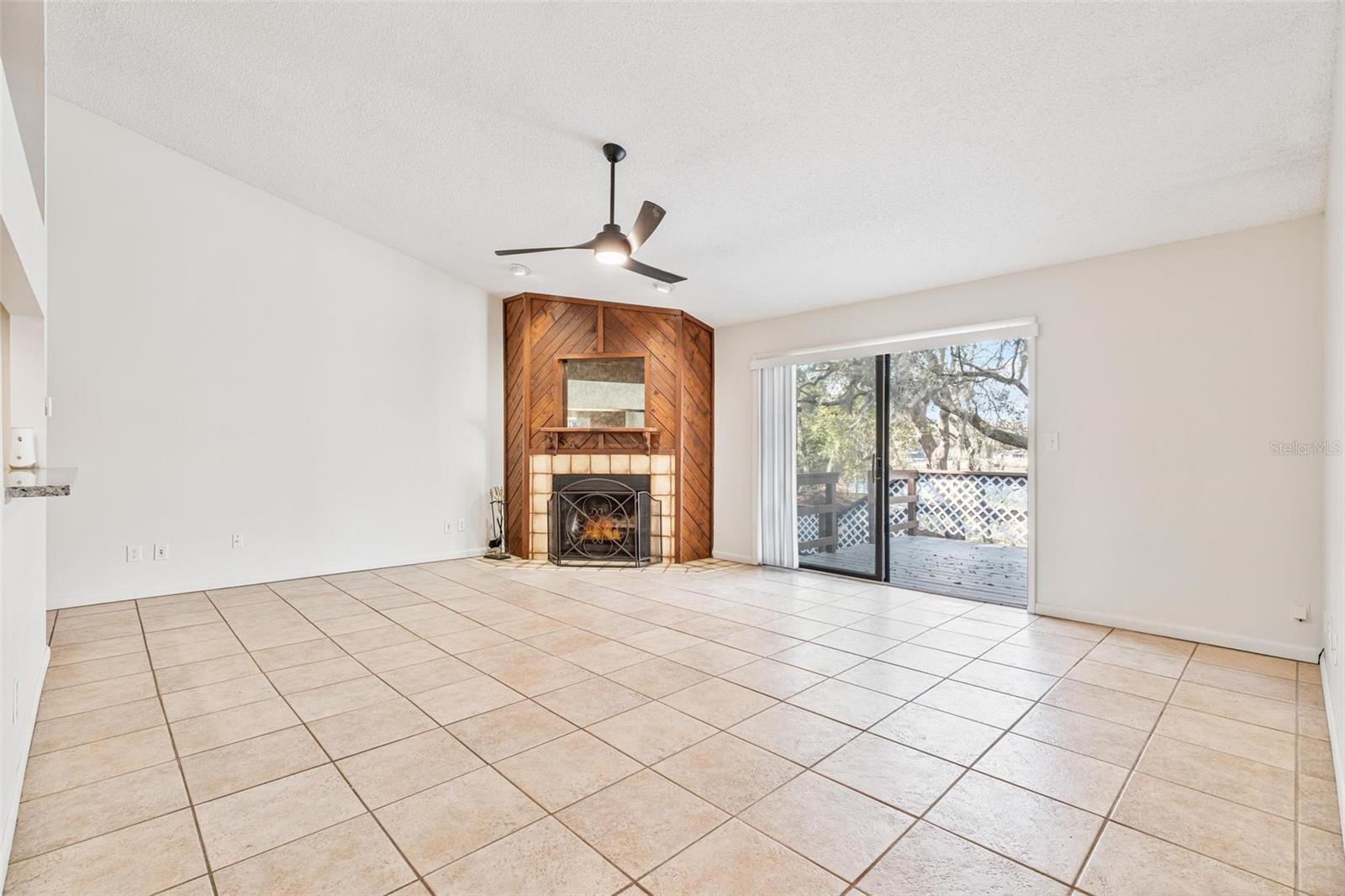 Image 16 of 50 For 36035 Spring Lake Boulevard