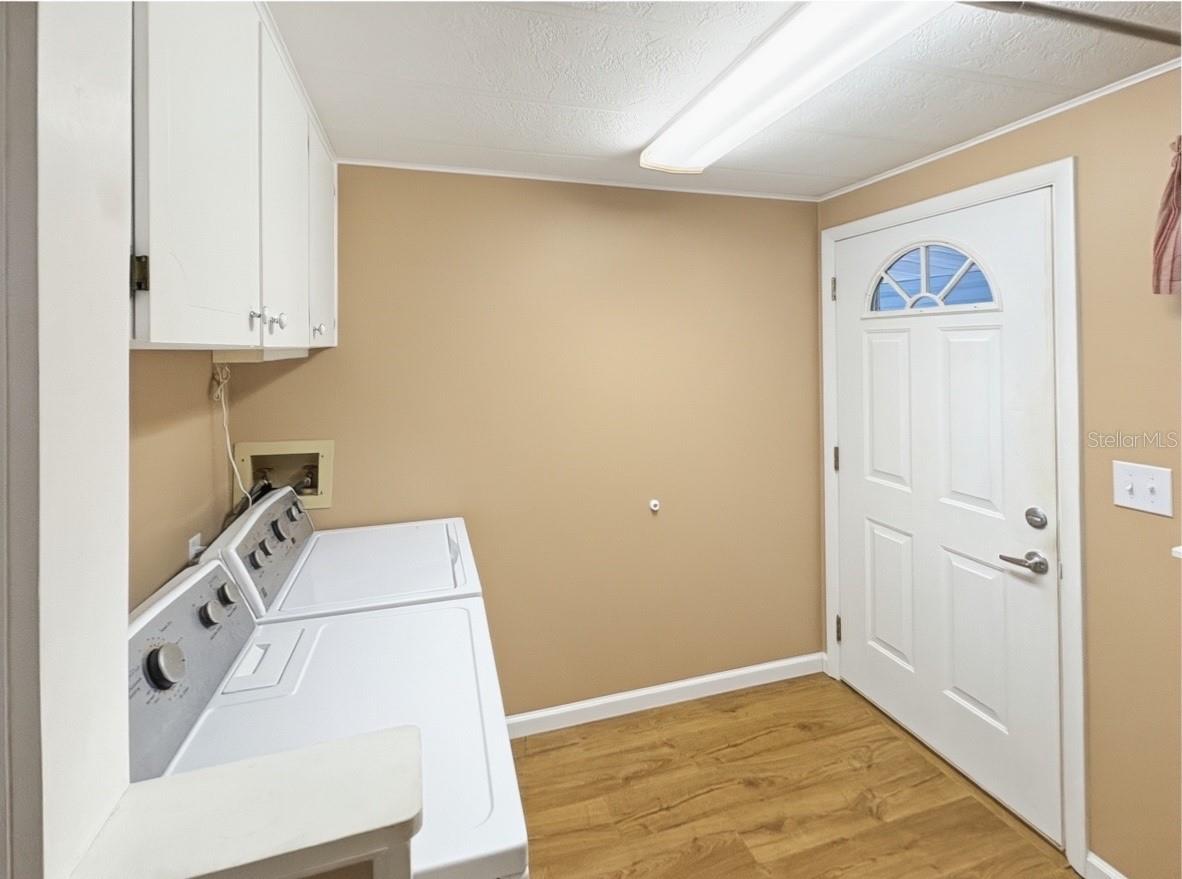 Image 18 of 43 For 13 Seminole Path