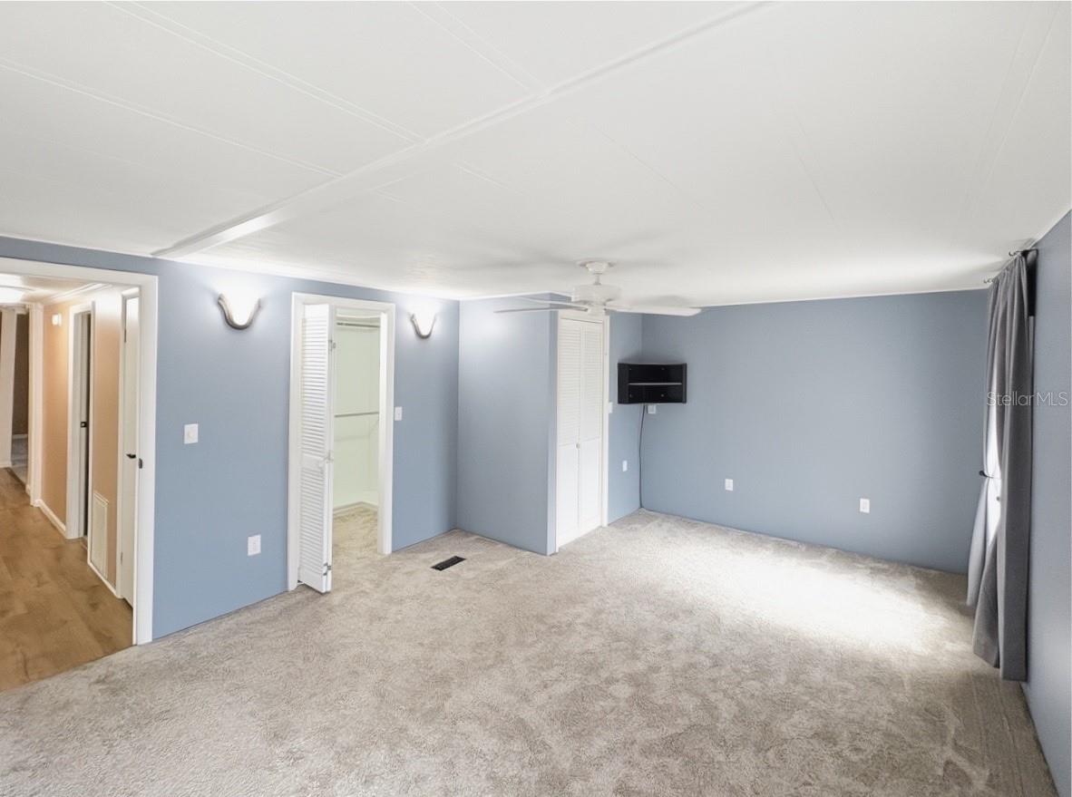 Image 27 of 43 For 13 Seminole Path