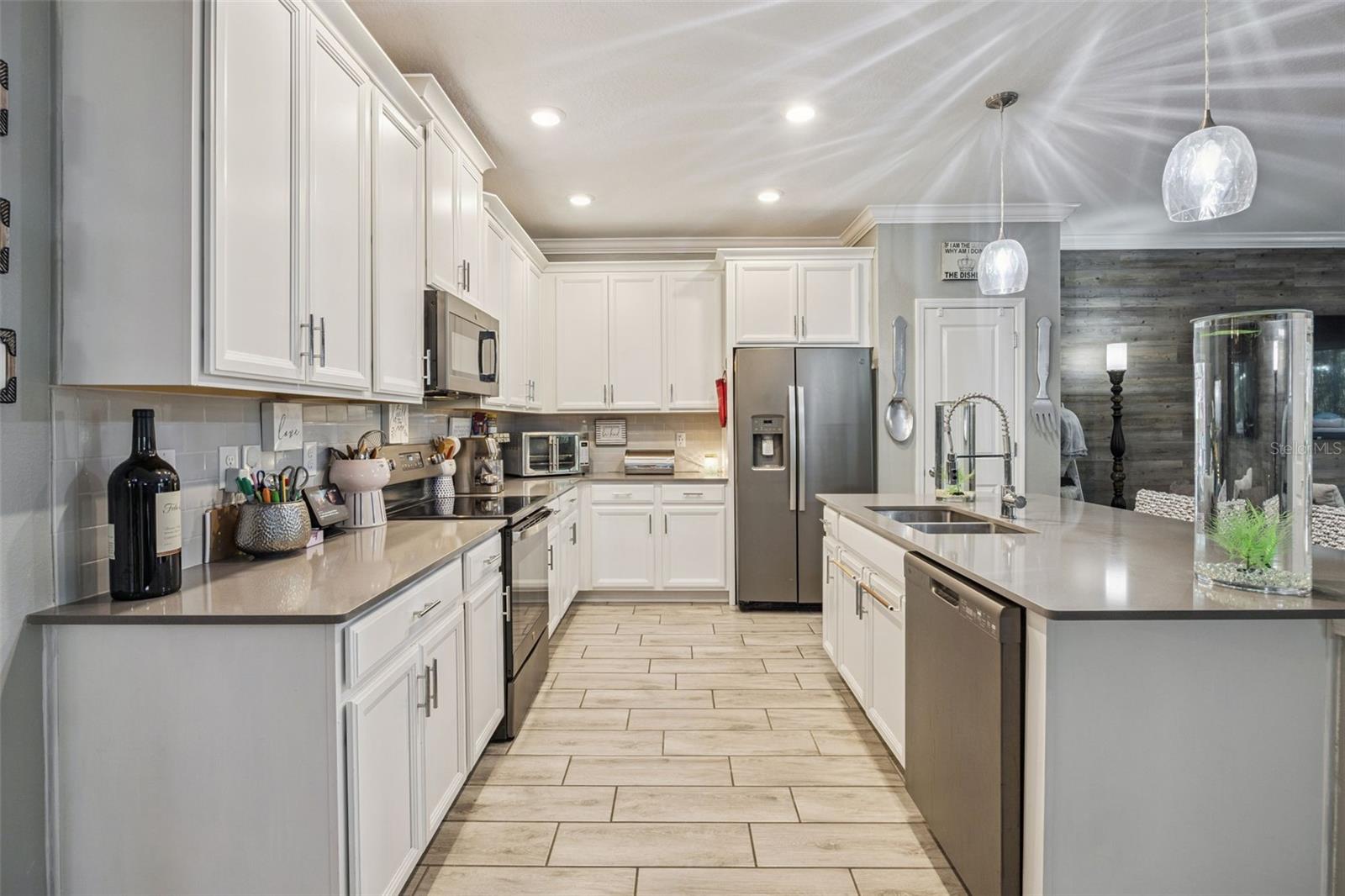 Image 7 of 43 For 5125 Tanzanite Drive