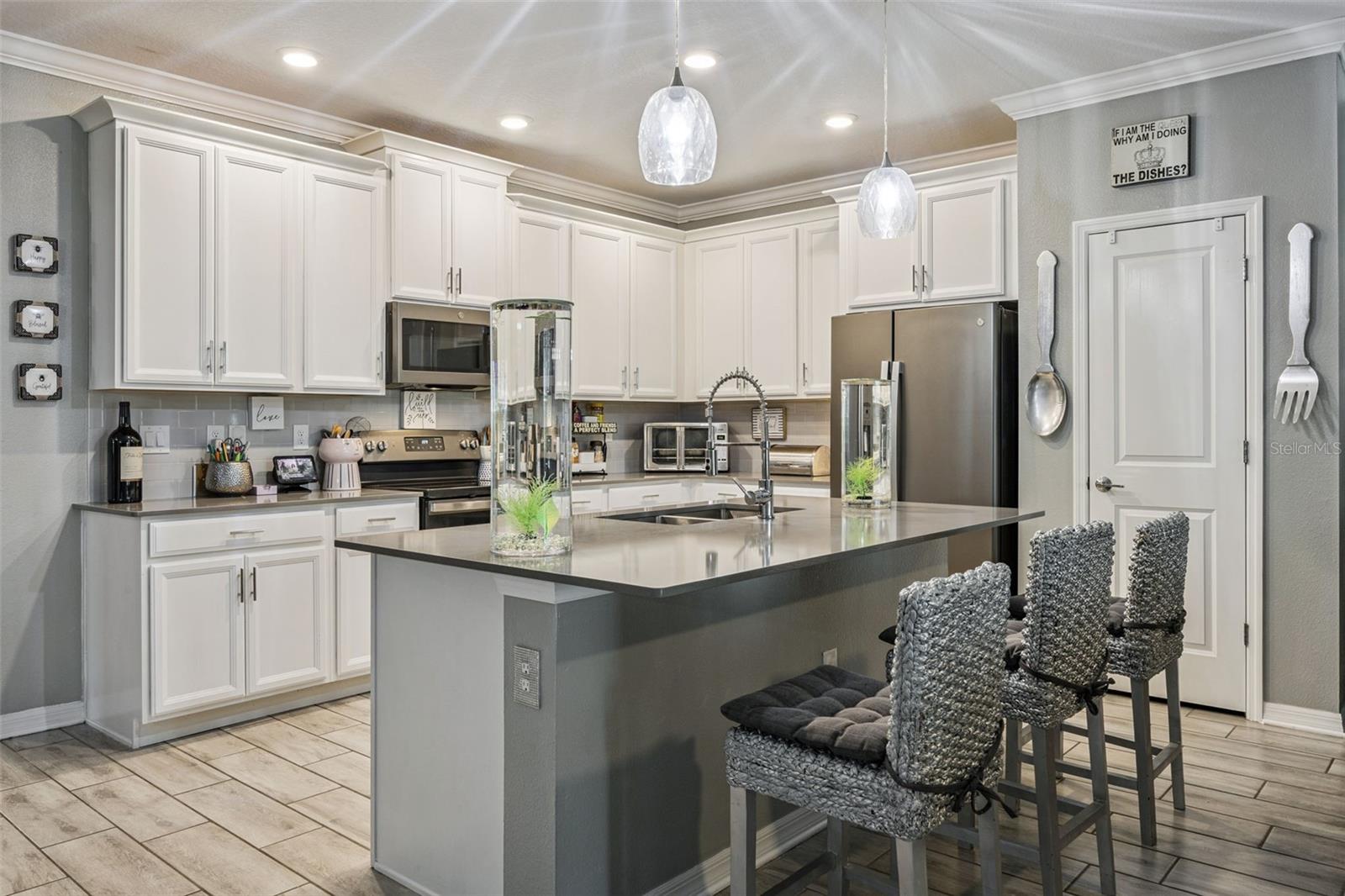 Image 8 of 43 For 5125 Tanzanite Drive