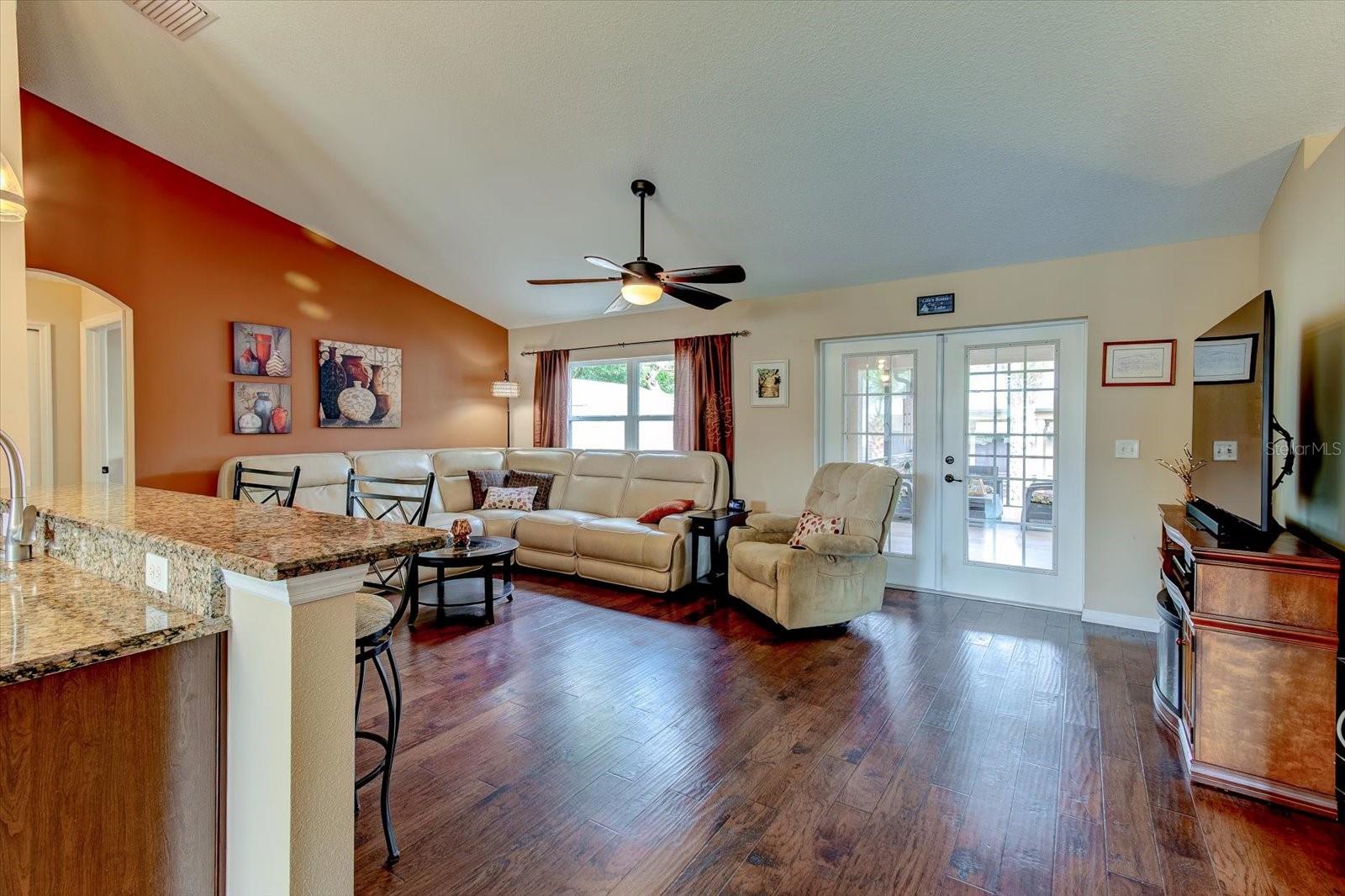 Image 18 of 73 For 12733 Pine Island Drive