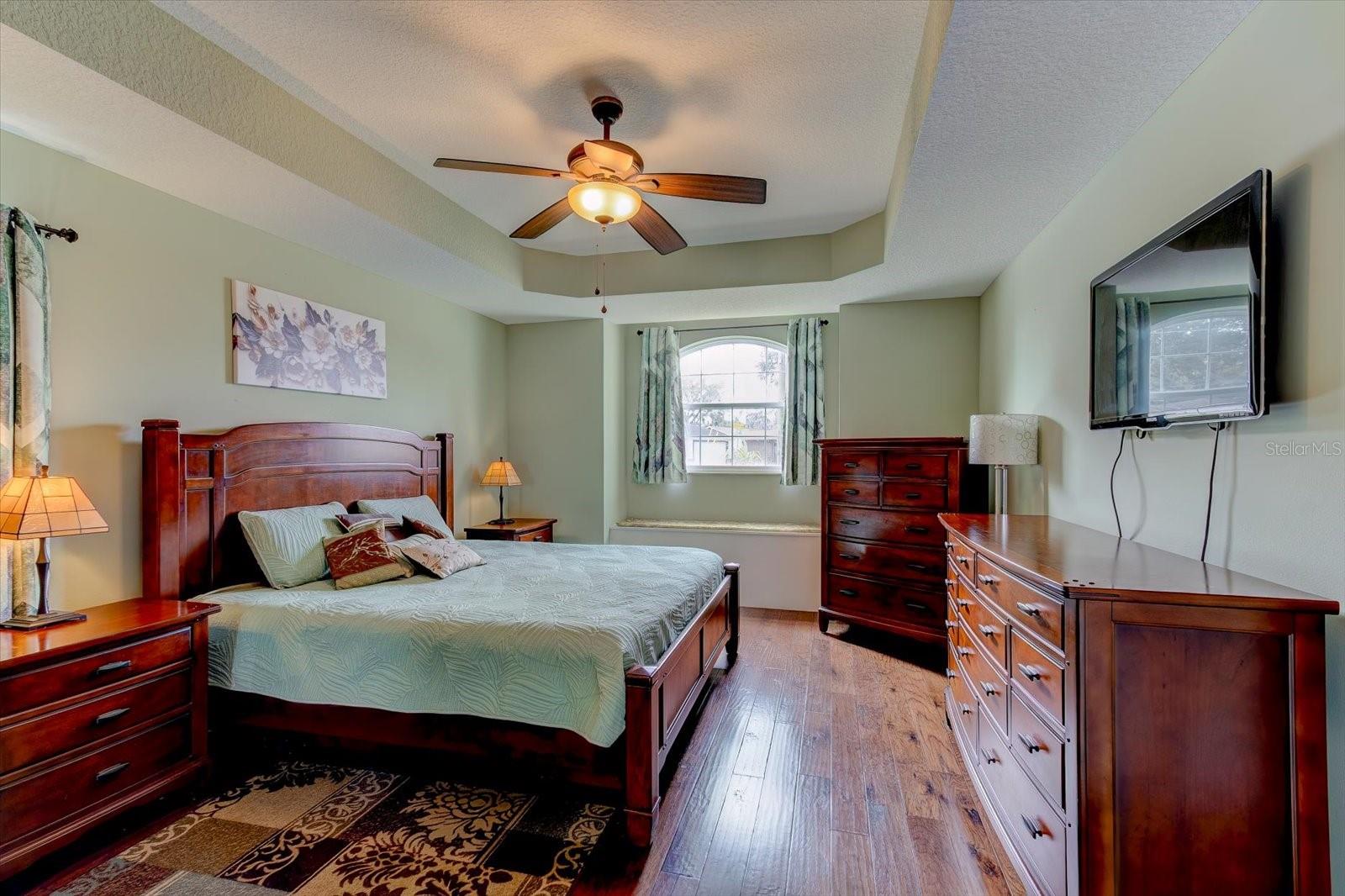 Image 25 of 73 For 12733 Pine Island Drive