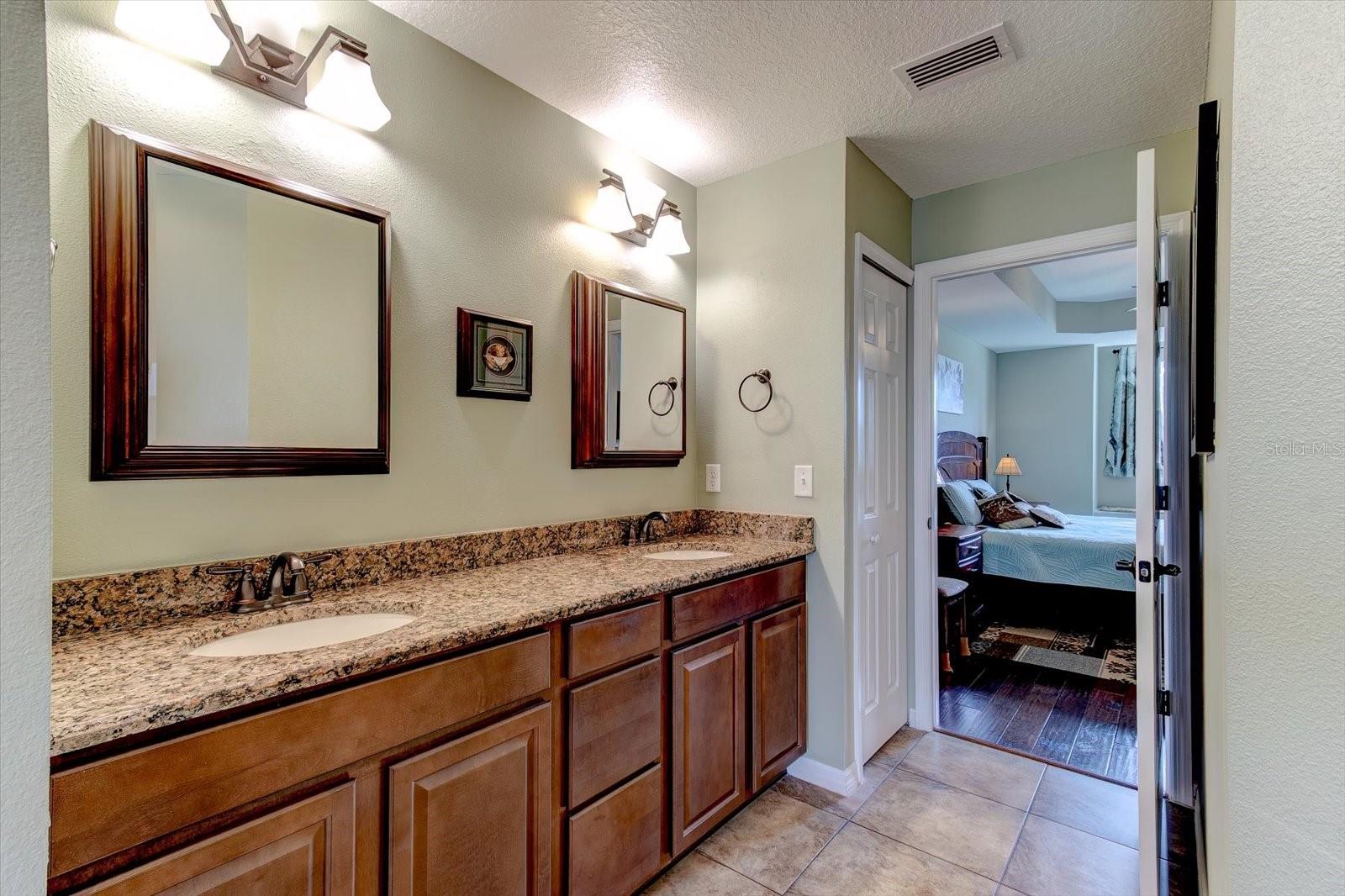 Image 27 of 73 For 12733 Pine Island Drive