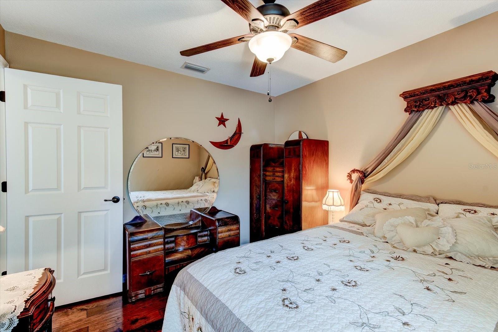 Image 31 of 73 For 12733 Pine Island Drive