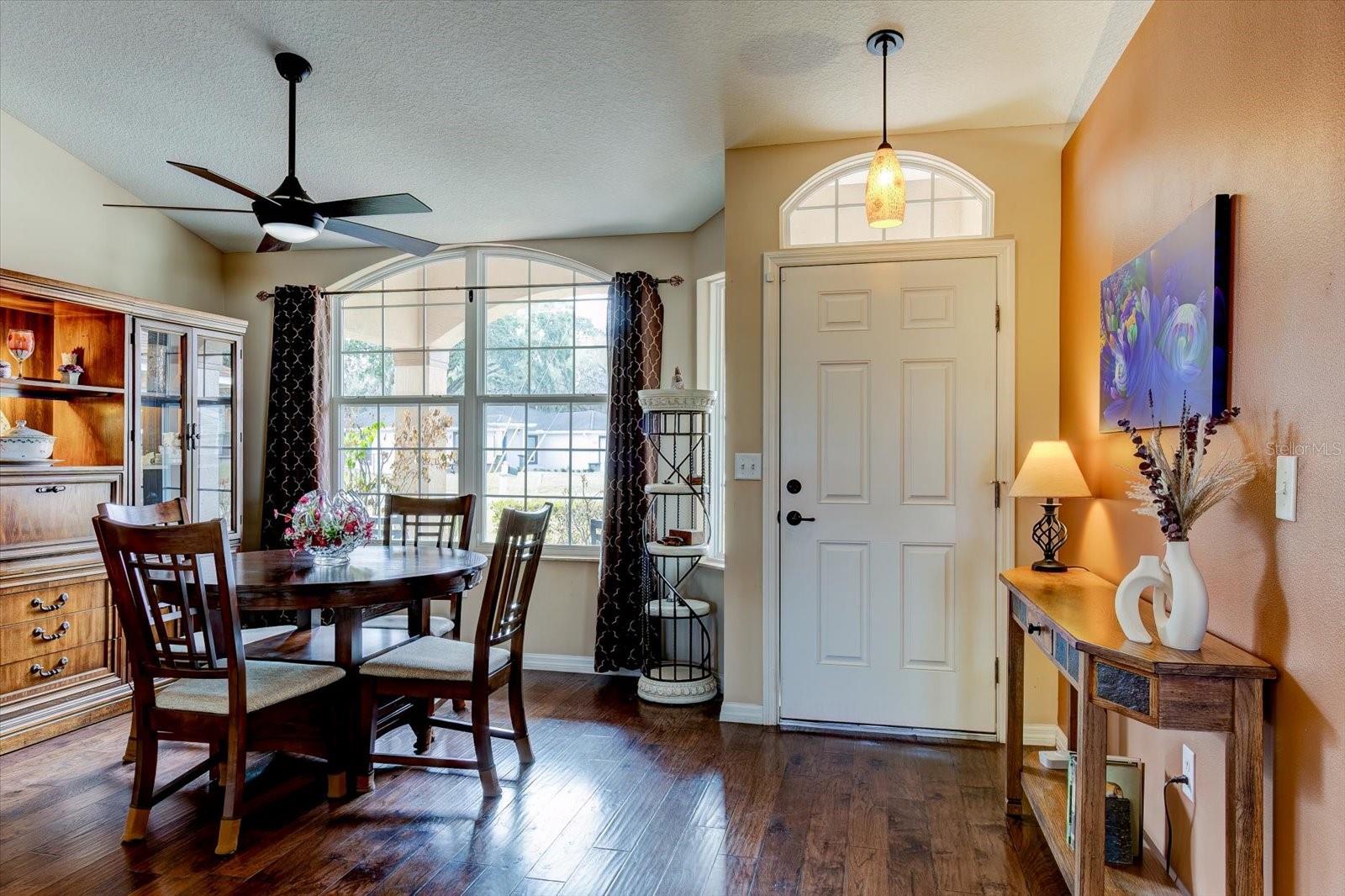 Image 7 of 73 For 12733 Pine Island Drive