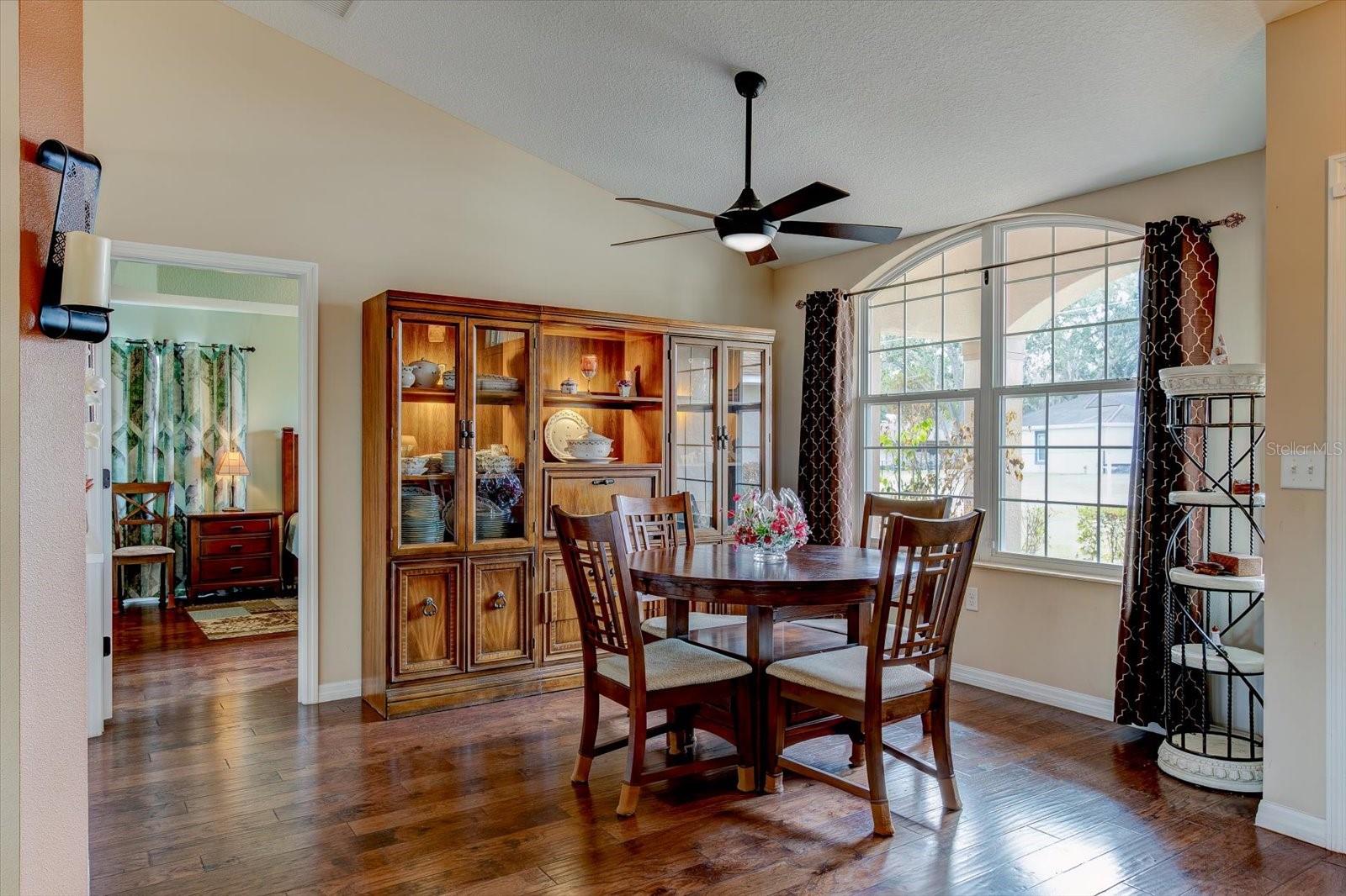 Image 8 of 73 For 12733 Pine Island Drive