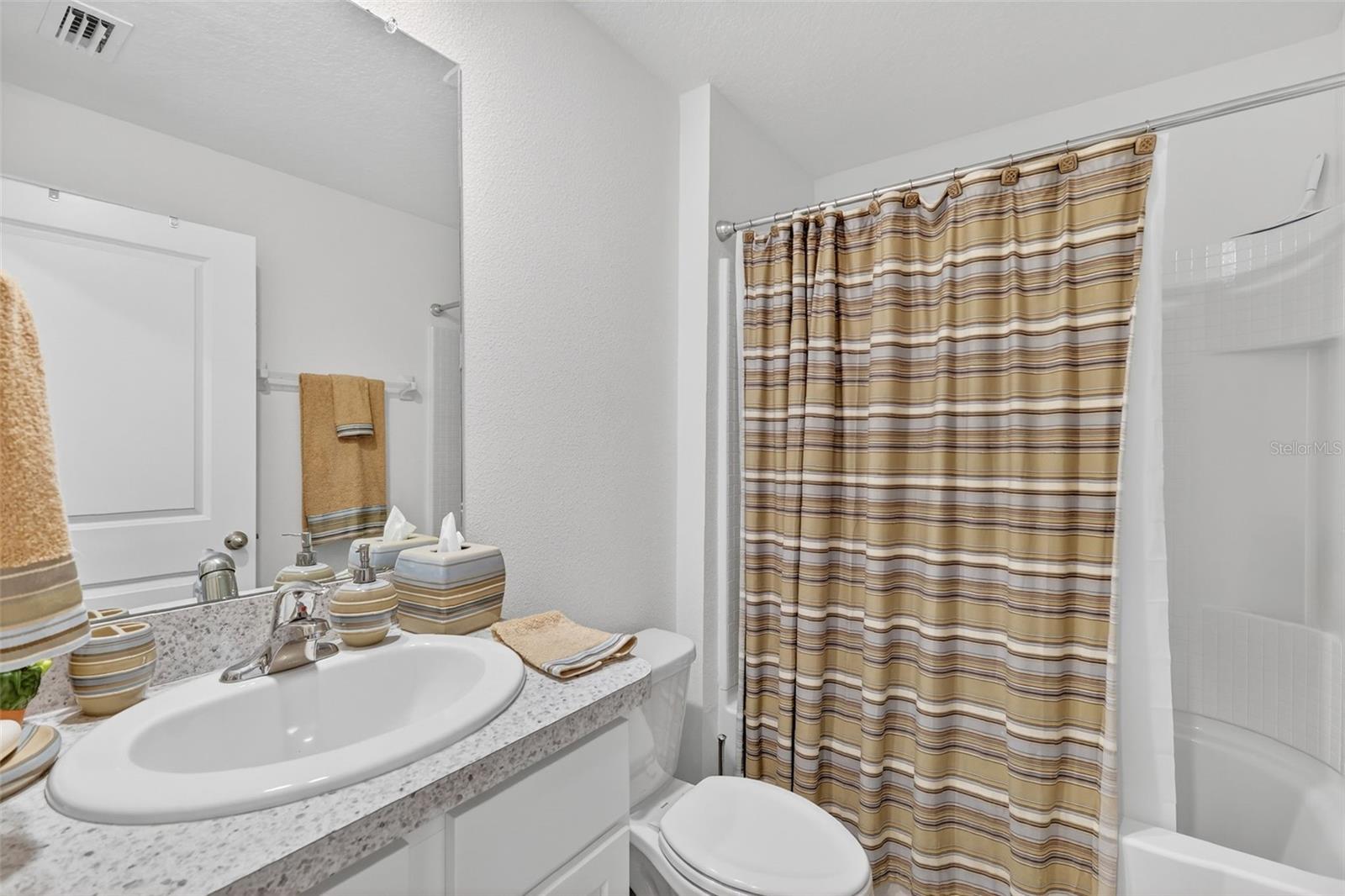 Image 28 of 32 For 4656 Crossroads Lane