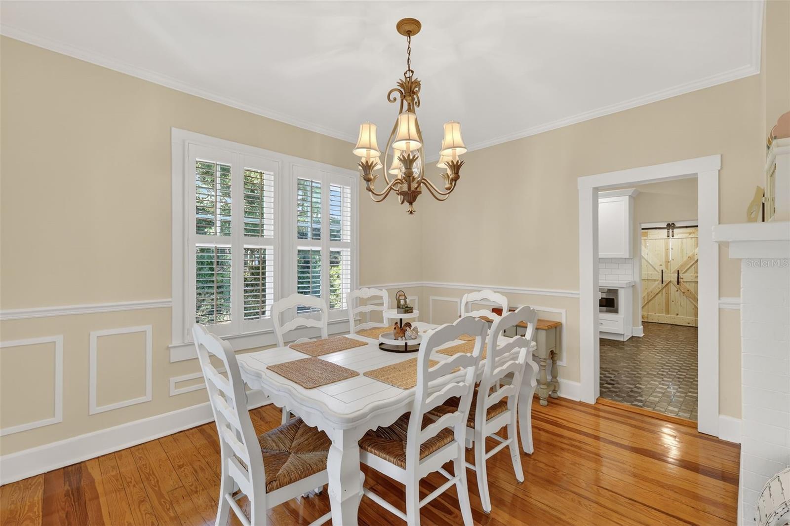 Image 22 of 51 For 932 Mcdonald Street