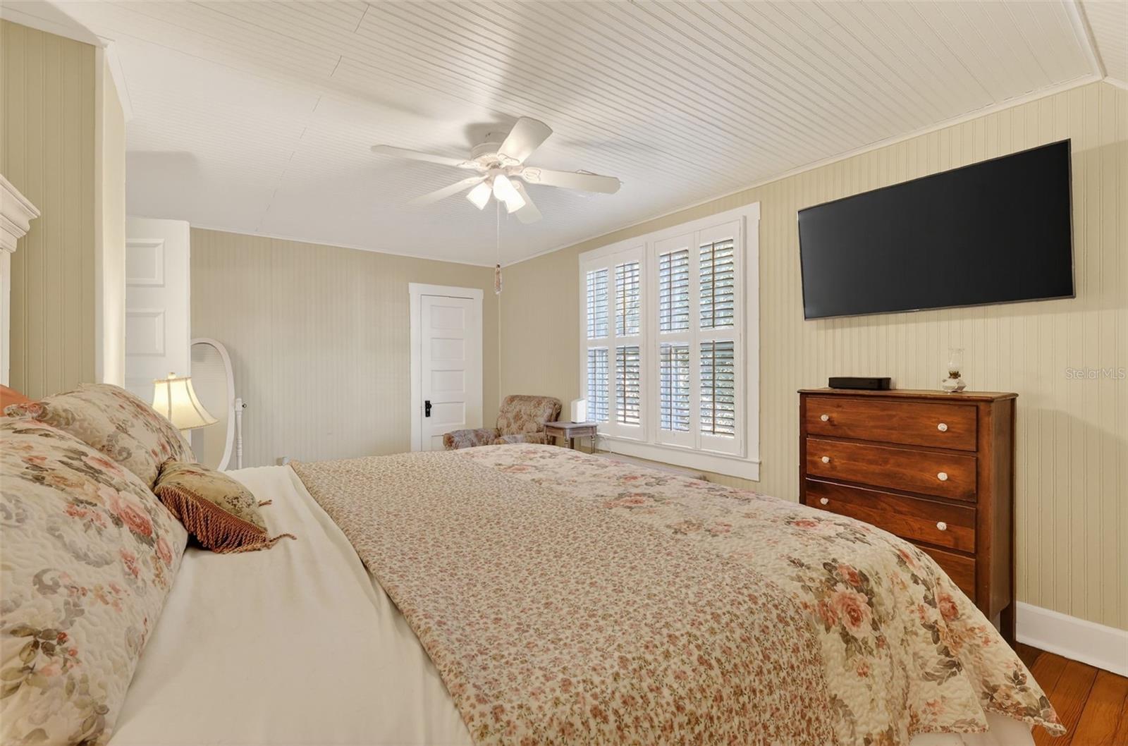 Image 30 of 51 For 932 Mcdonald Street