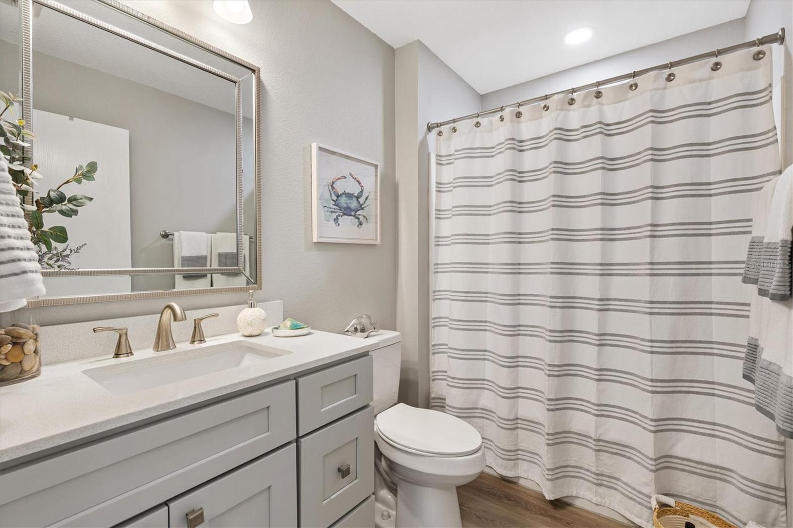 Listing photo id 21 for 2737 Craven Way