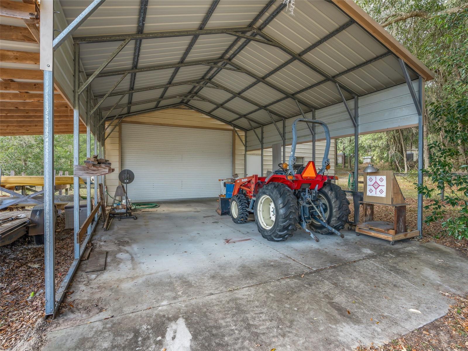 Listing photo id 44 for 2351 114th Avenue