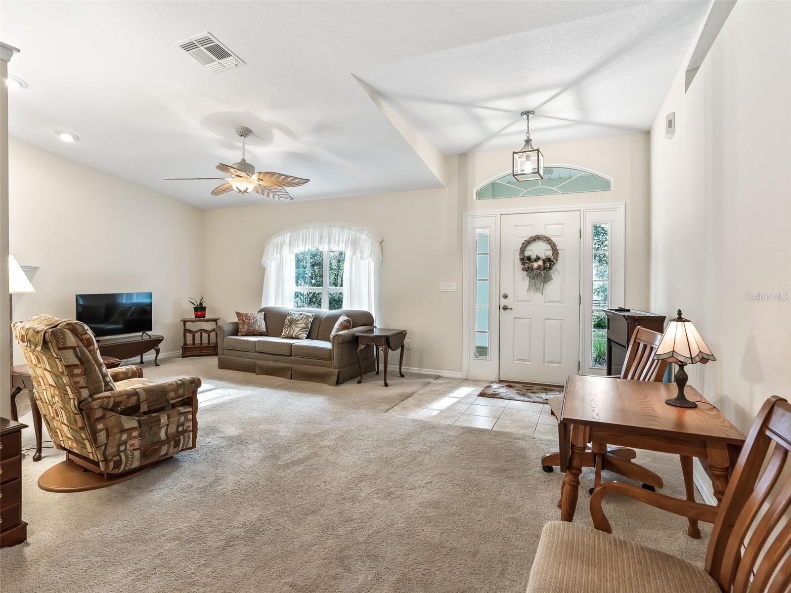 Listing photo id 7 for 2351 114th Avenue