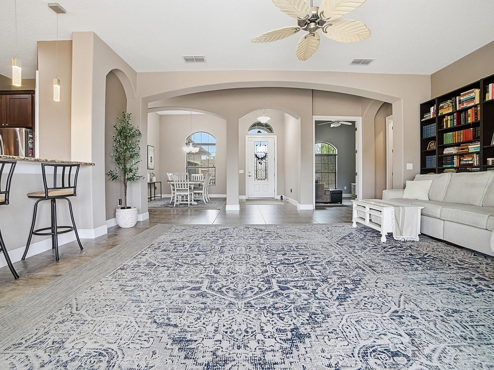 Image 10 of 63 For 38701 Oak Place Court