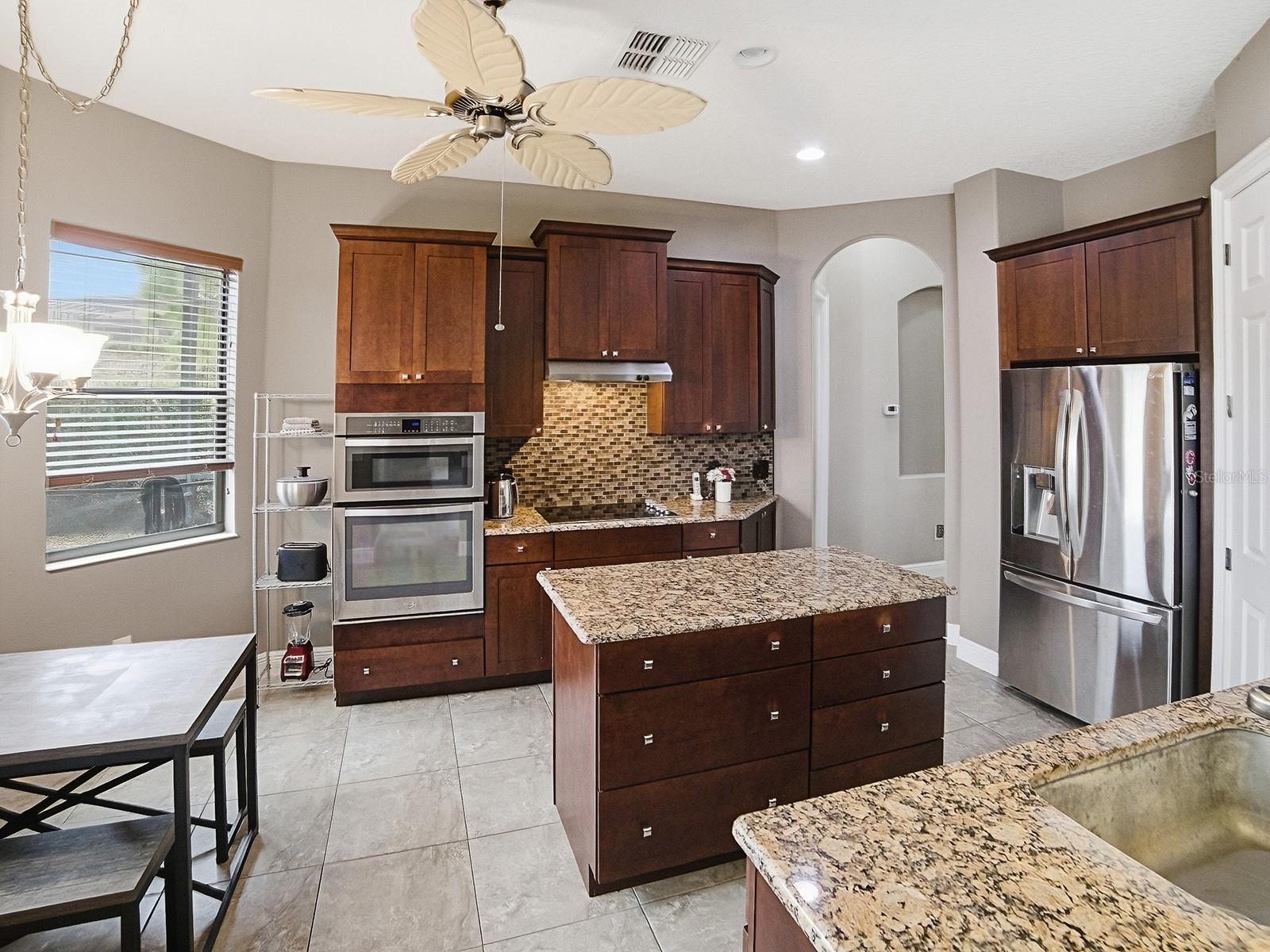 Image 12 of 63 For 38701 Oak Place Court