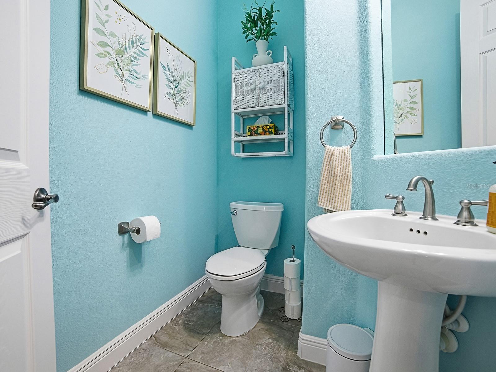 Image 17 of 63 For 38701 Oak Place Court