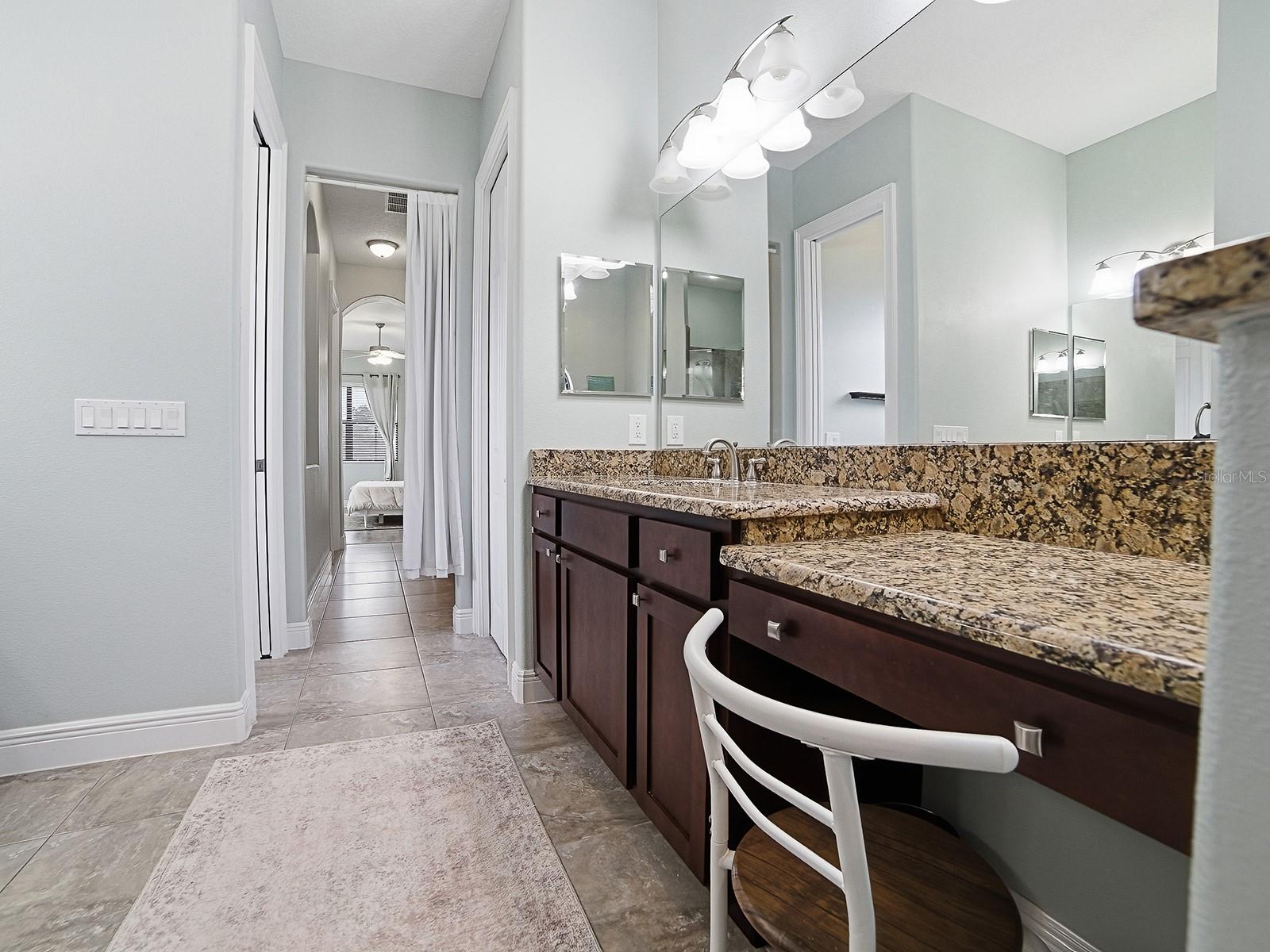 Image 23 of 63 For 38701 Oak Place Court