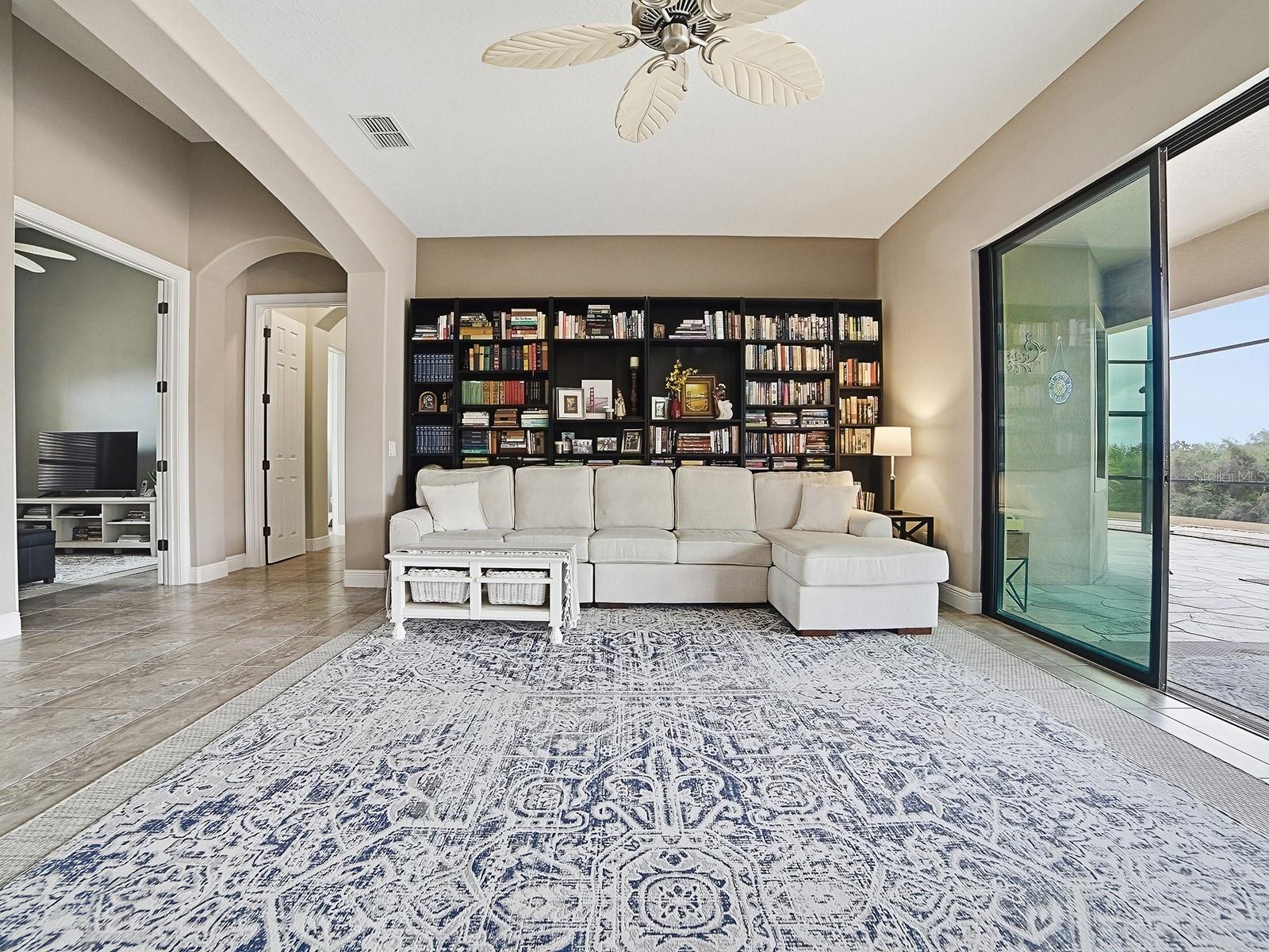 Image 7 of 63 For 38701 Oak Place Court