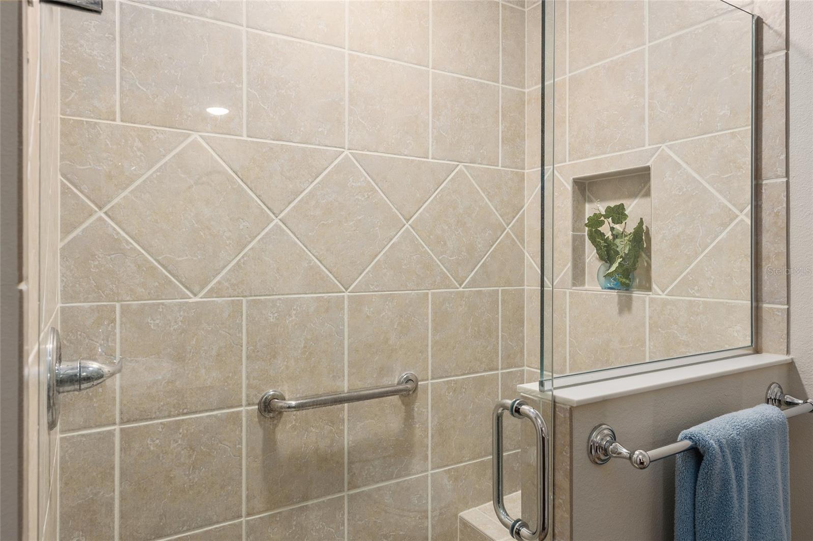 Image 15 of 64 For 3090 Avondale Avenue