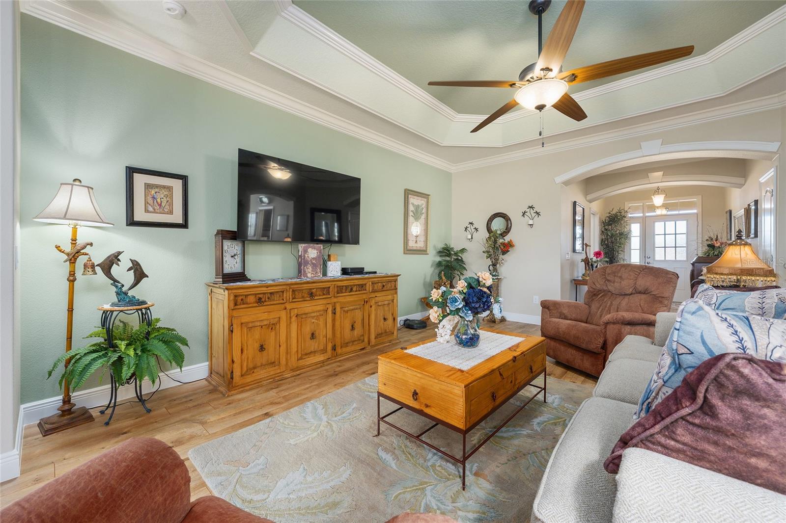 Image 21 of 64 For 3090 Avondale Avenue