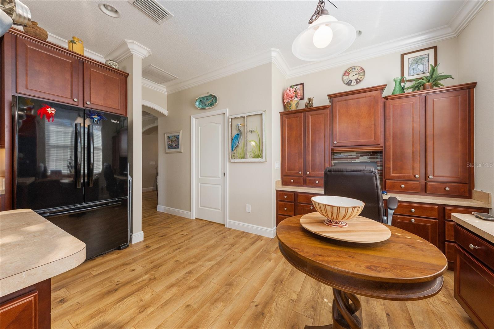 Image 31 of 64 For 3090 Avondale Avenue