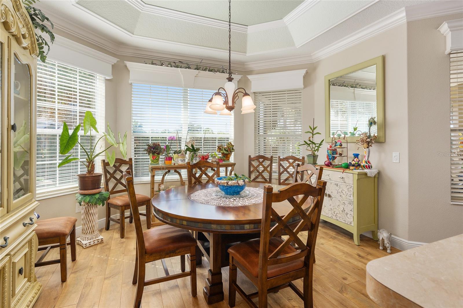 Image 35 of 64 For 3090 Avondale Avenue