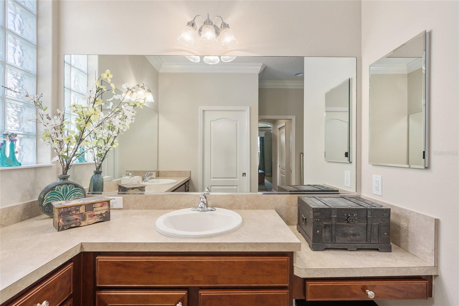 Image 46 of 64 For 3090 Avondale Avenue