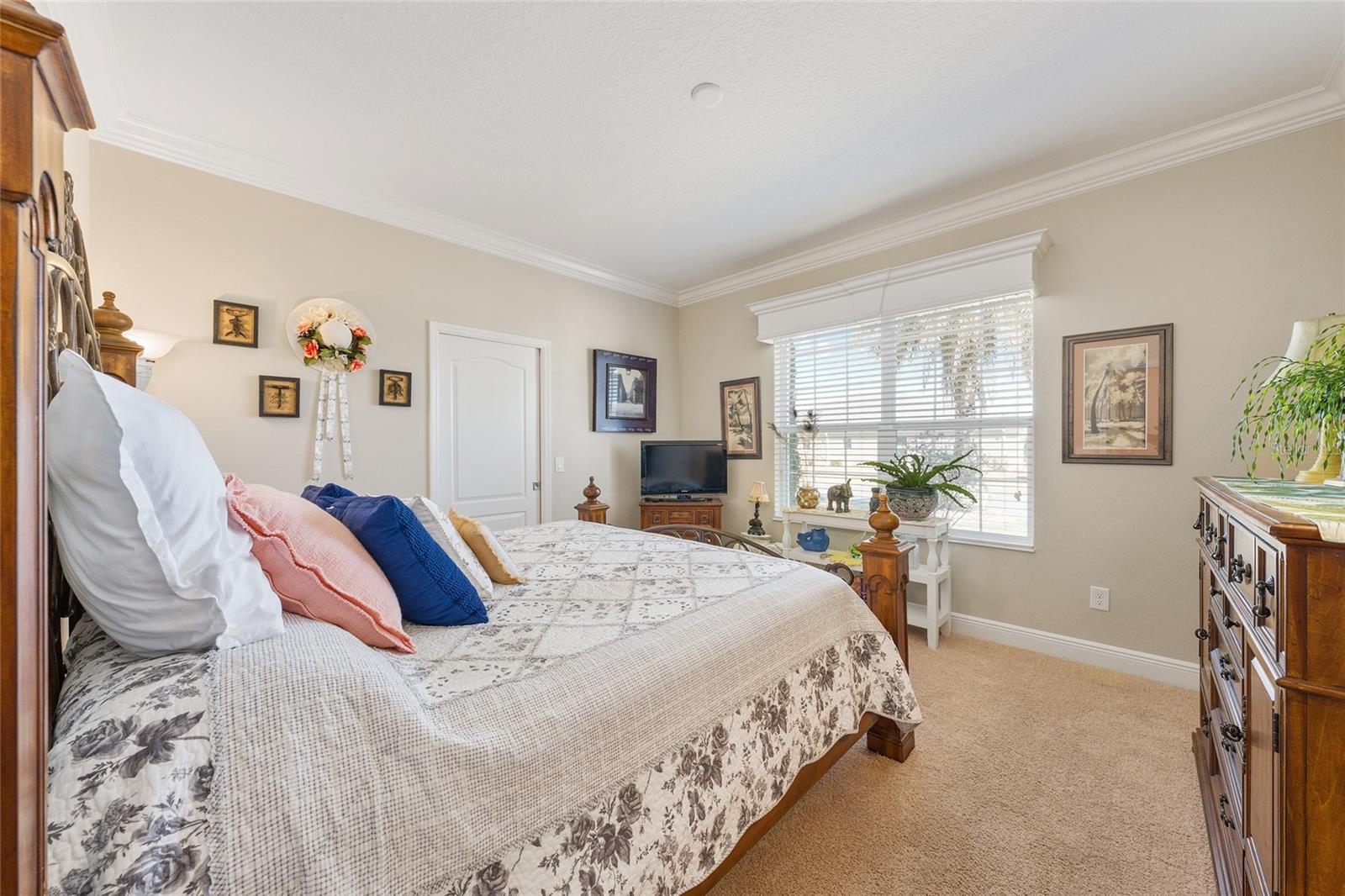 Image 7 of 64 For 3090 Avondale Avenue