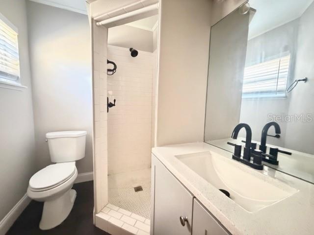 Image 11 of 18 For 704 11th Avenue