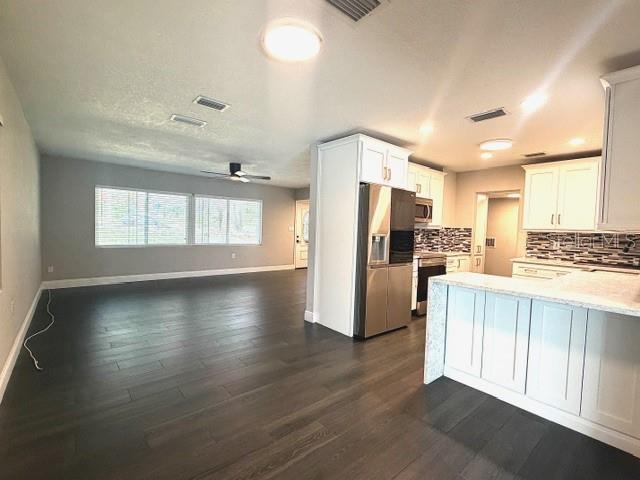 Image 6 of 18 For 704 11th Avenue