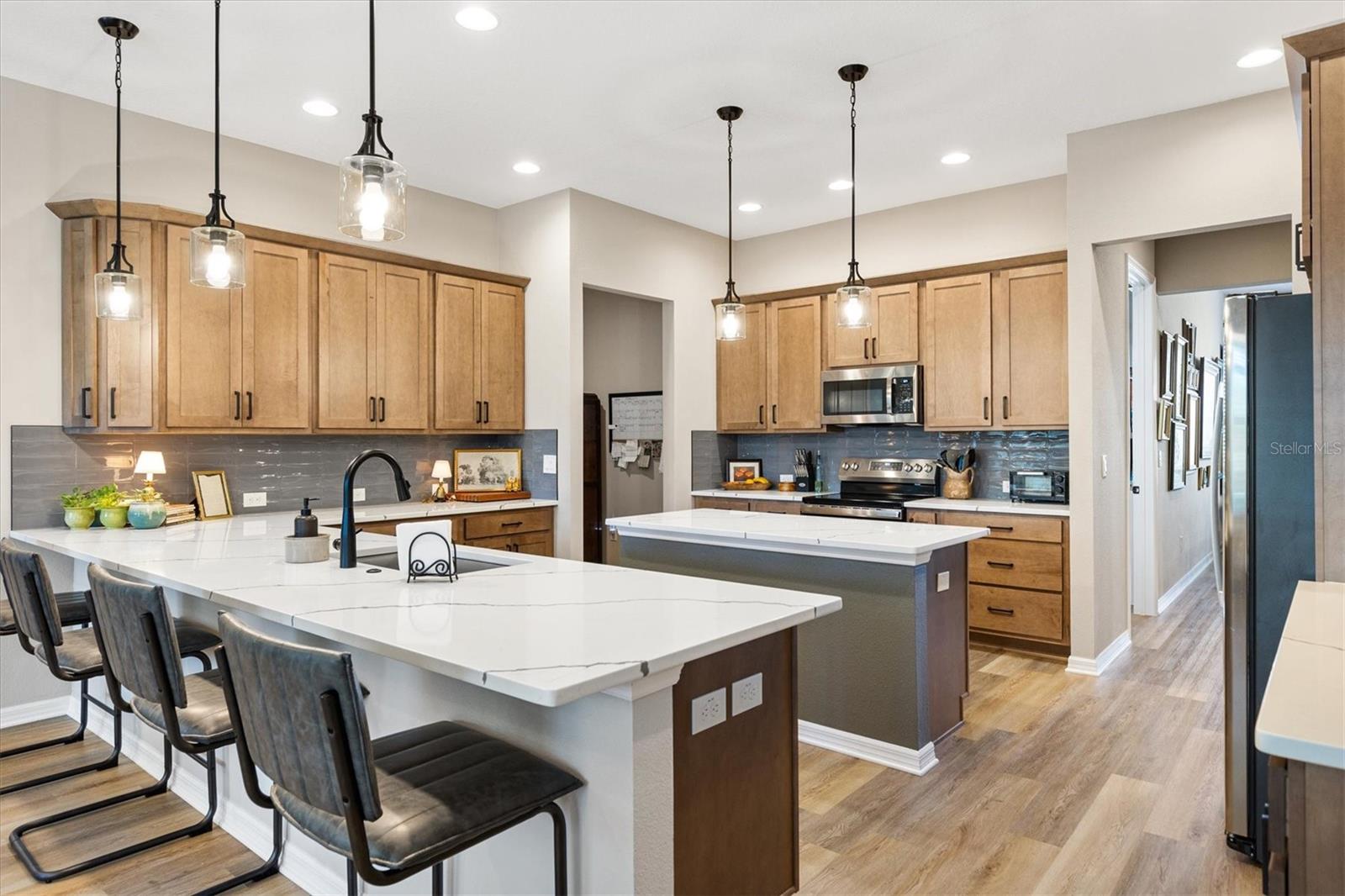 Image 17 of 61 For 424 Bedminster Way