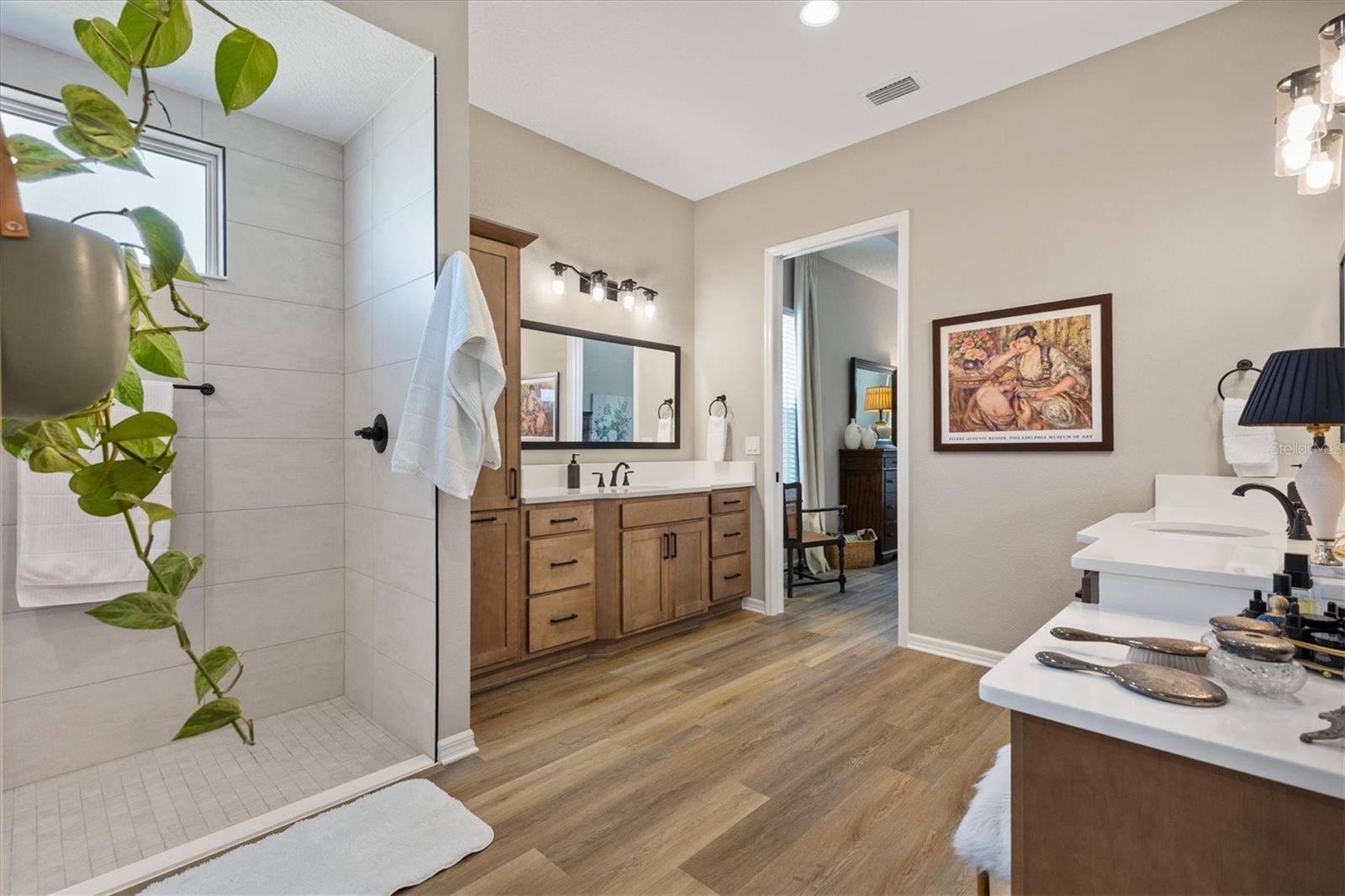 Image 27 of 61 For 424 Bedminster Way