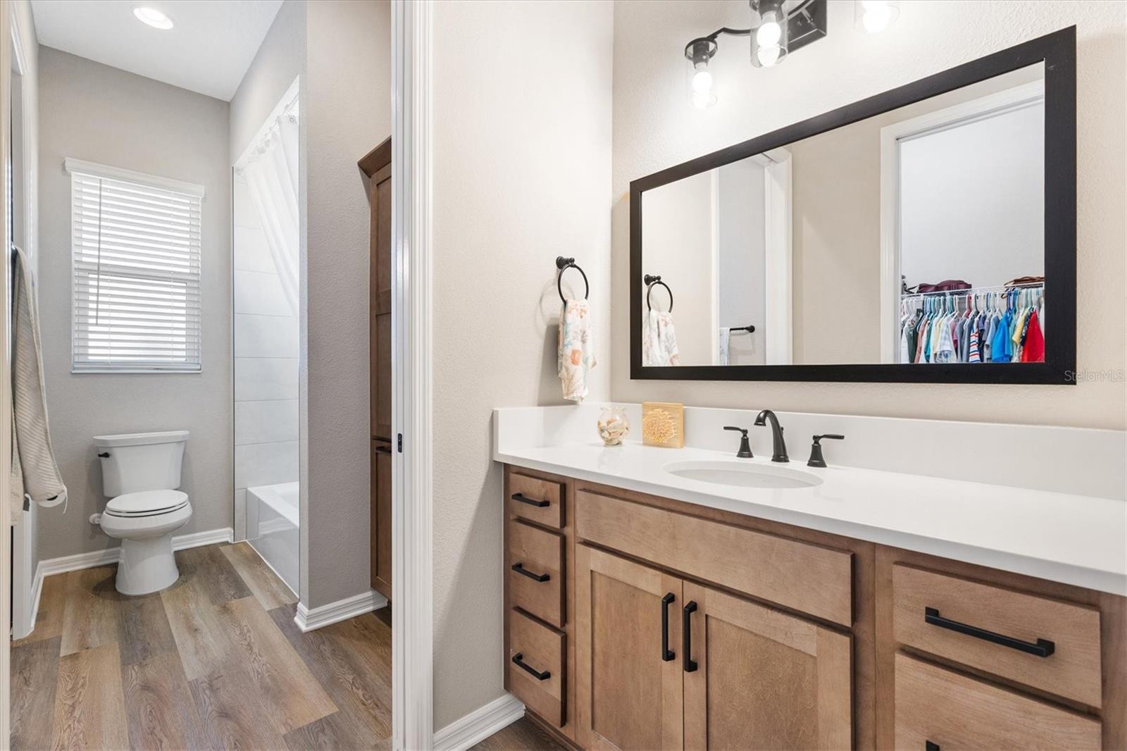 Image 32 of 61 For 424 Bedminster Way