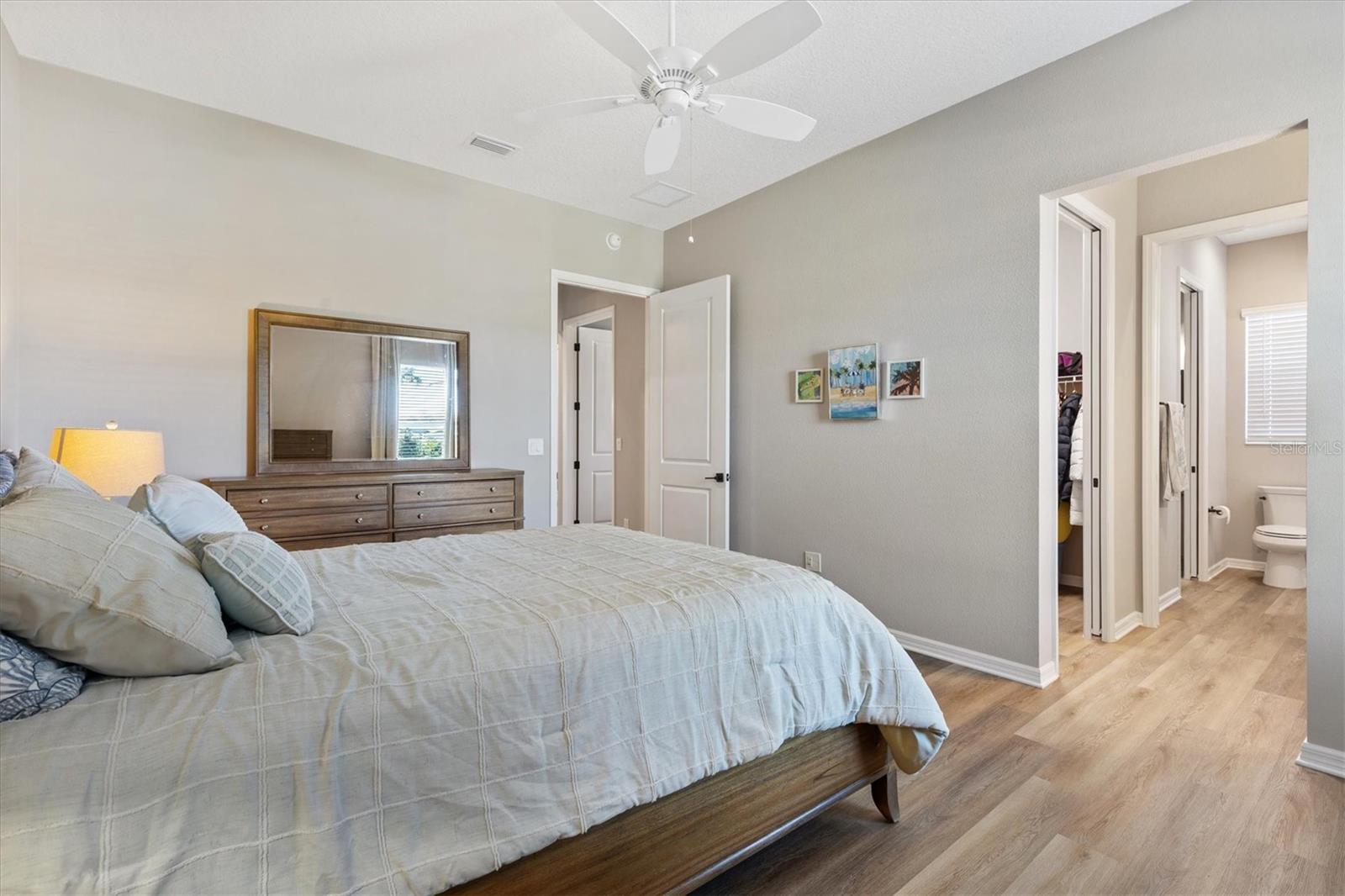 Image 34 of 61 For 424 Bedminster Way