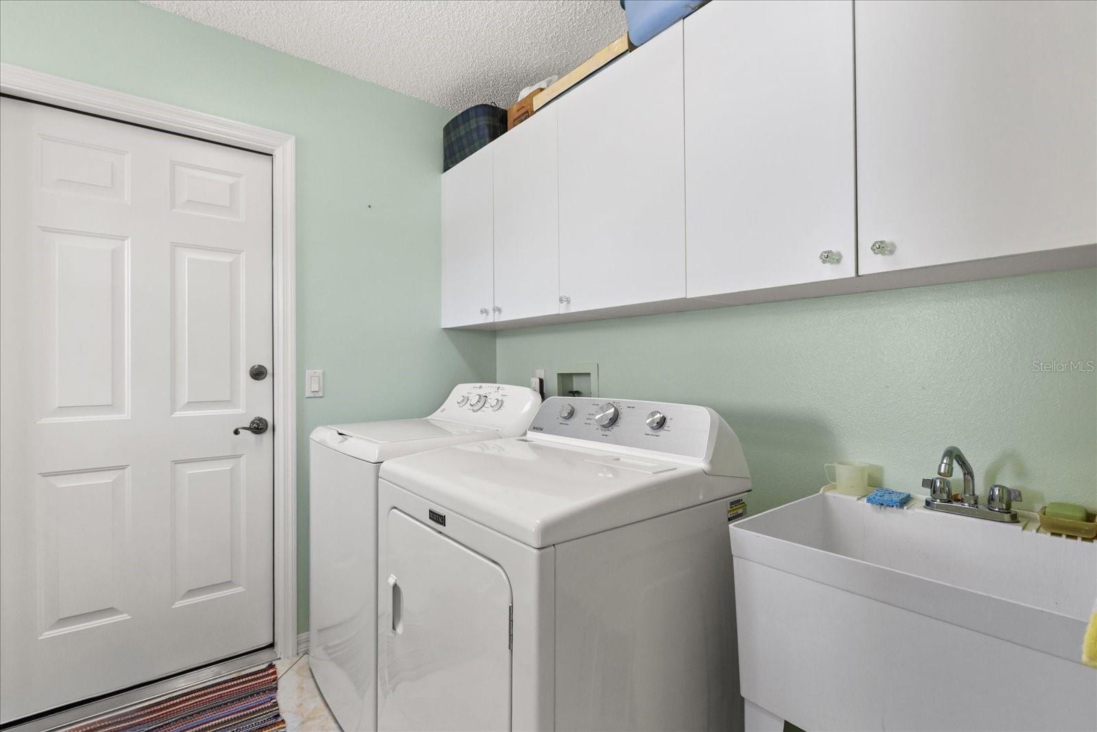 Image 18 of 31 For 1301 Fontana Court